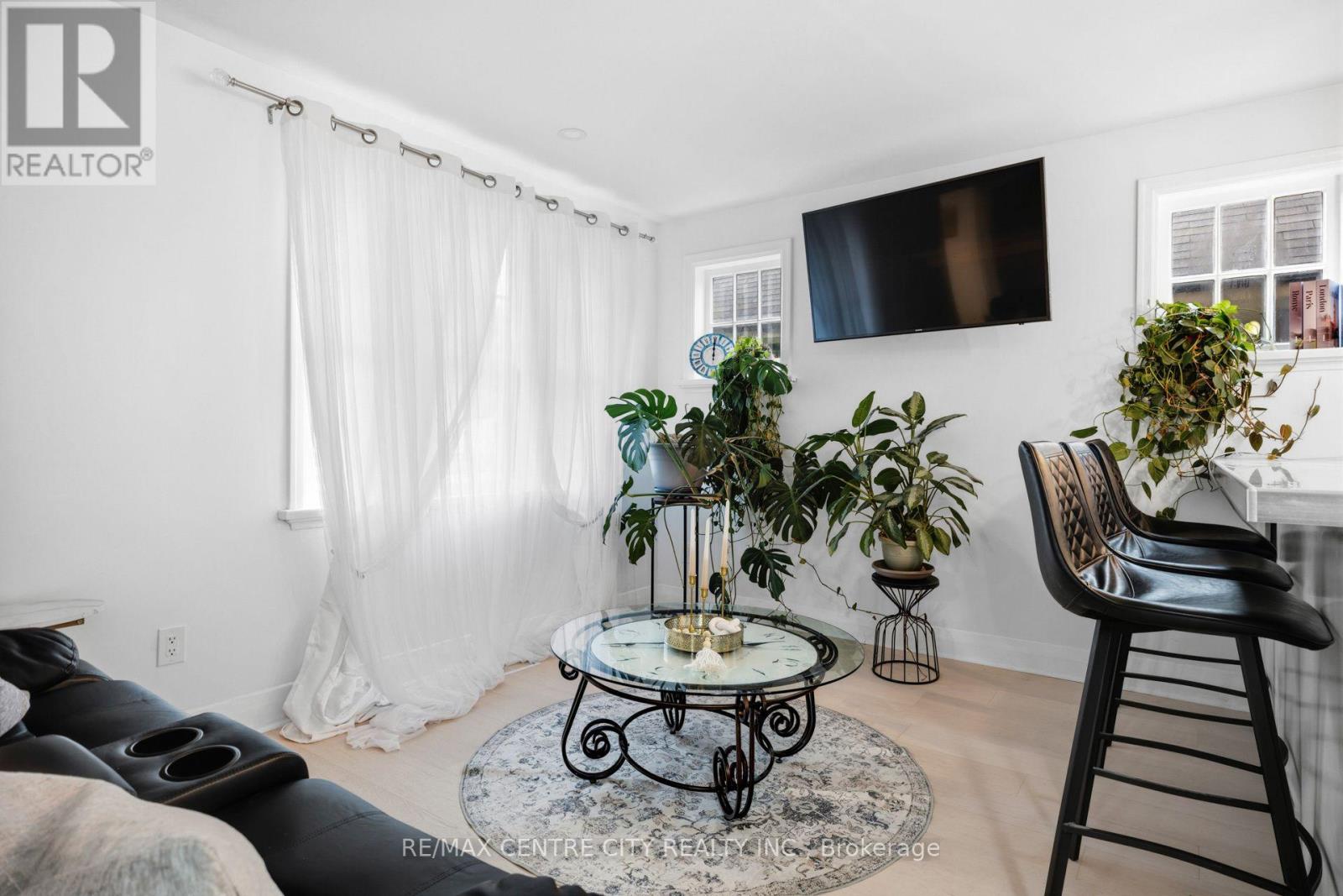 529 Highbury Avenue N, London East, Ontario  N5W 4K6 - Photo 6 - X13752138