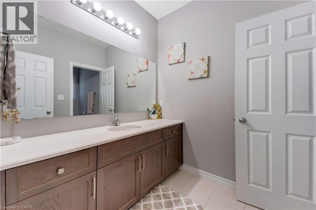 49 Scots Pine Trail, Kitchener, Ontario  N2R 0N6 - Photo 26 - 40858818