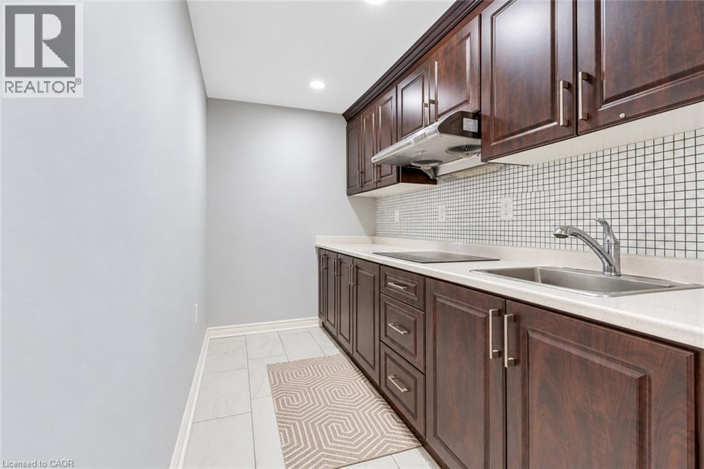 49 Scots Pine Trail, Kitchener, Ontario  N2R 0N6 - Photo 39 - 40858818