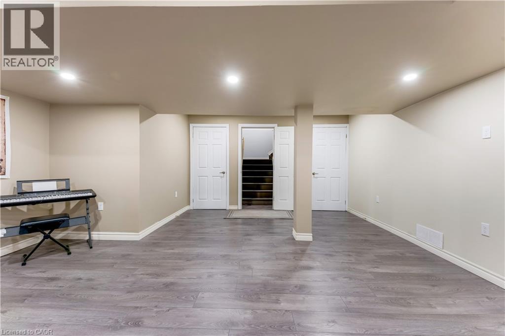 49 Scots Pine Trail, Kitchener, Ontario  N2R 0N6 - Photo 41 - 40858818