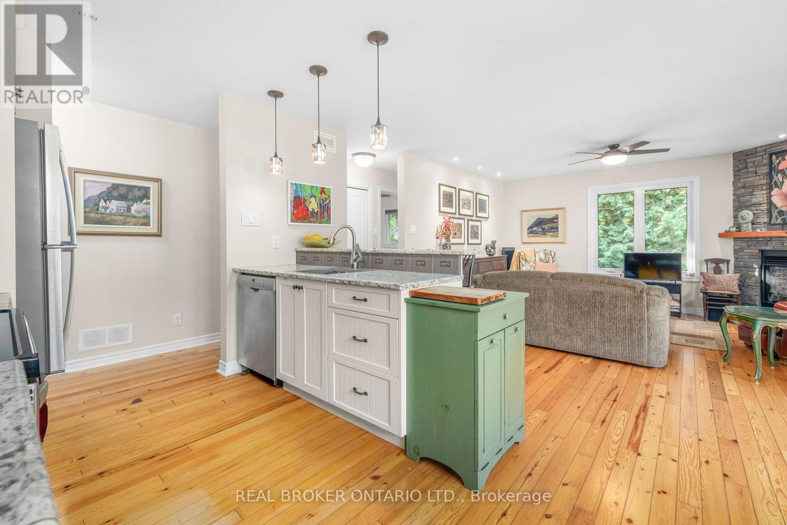 592 Caldwell Lane, Lanark Highlands, Ontario  K0A 1P0 - Photo 15 - X13752144