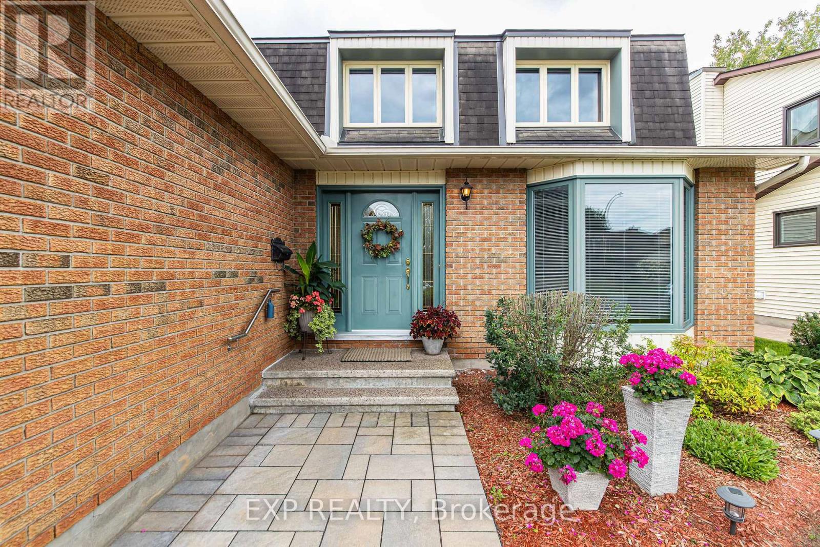 1166 Bordeau Grove, Ottawa, Ontario  K1C 2M7 - Photo 2 - X13752180