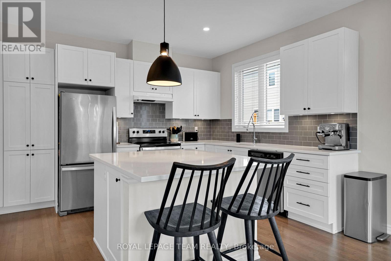 521 Loury Row, Ottawa, Ontario  K1W 0M7 - Photo 12 - X13752234