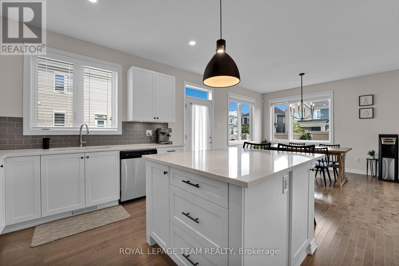 521 Loury Row, Ottawa, Ontario  K1W 0M7 - Photo 13 - X13752234