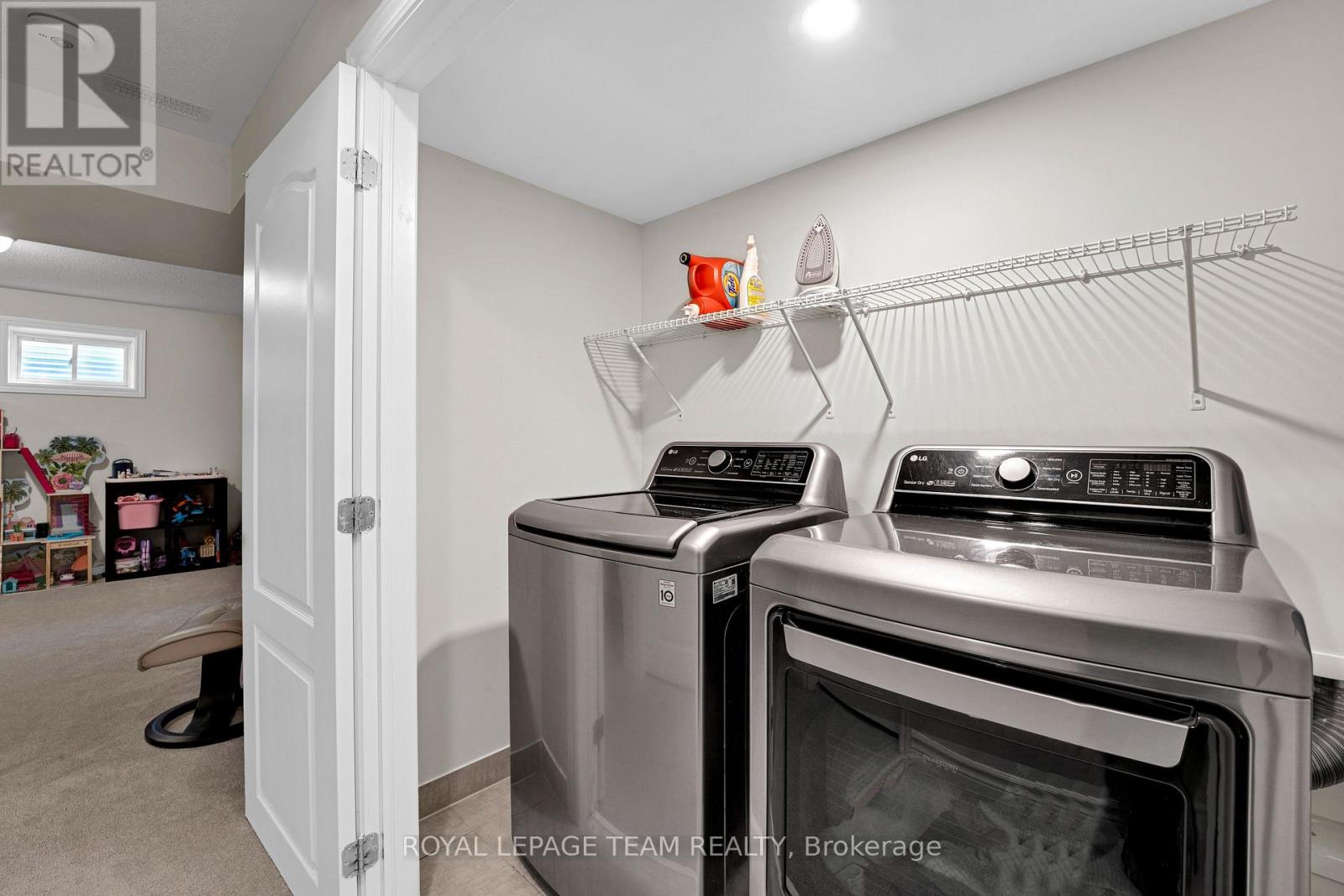 521 Loury Row, Ottawa, Ontario  K1W 0M7 - Photo 30 - X13752234
