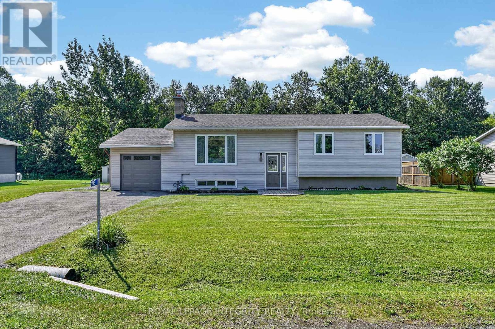 195 FRANCOIS STREET, Ottawa, Ontario
