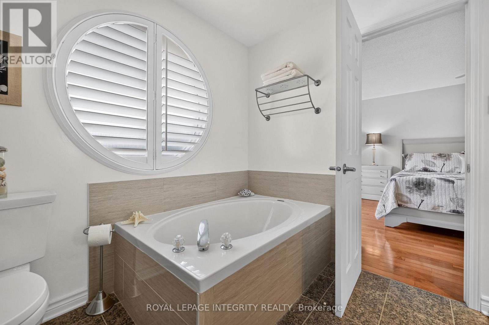 2117 Sandy Oaks Drive, Ottawa, Ontario  K1W 1H6 - Photo 28 - X13752258