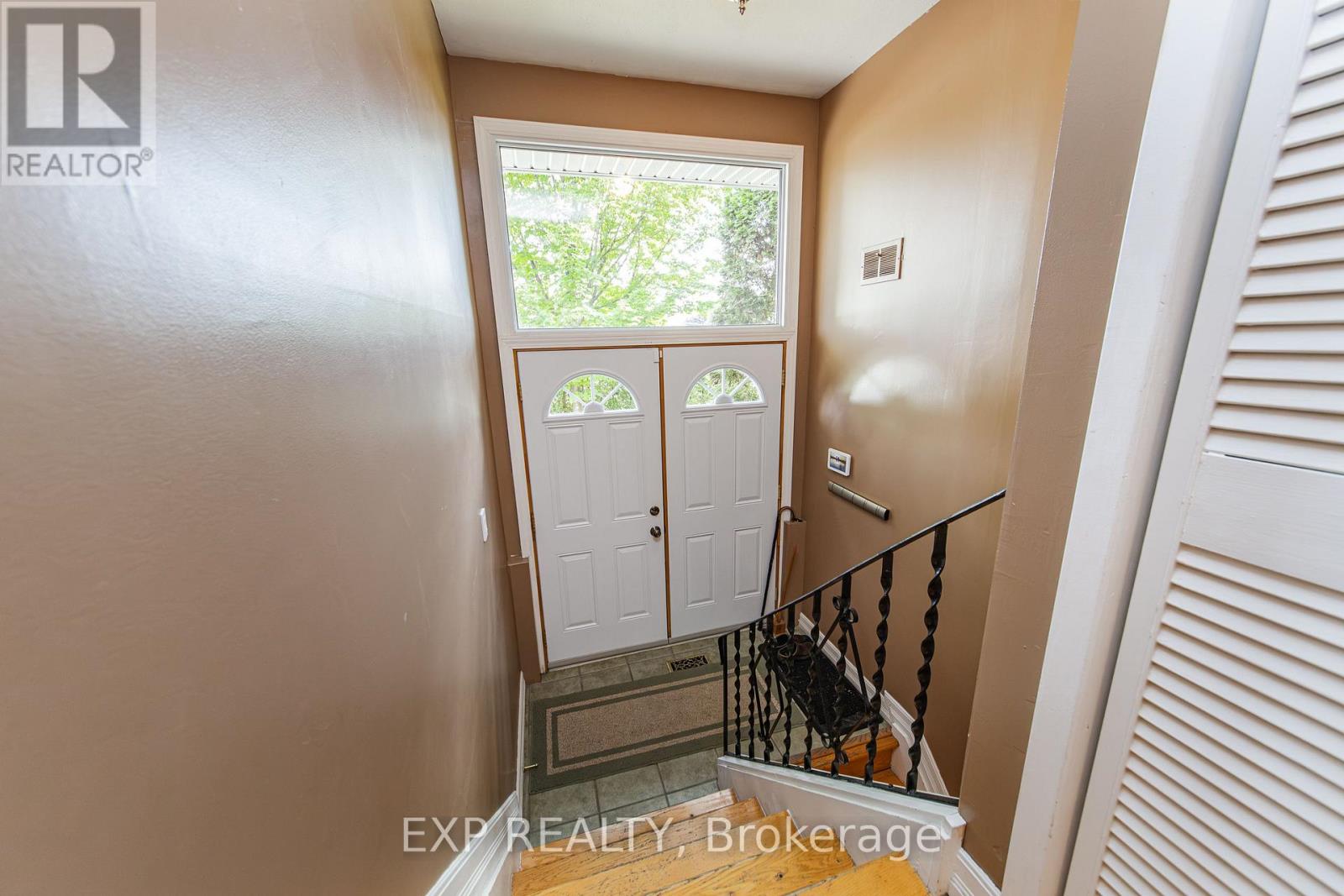 5434 Long Island Road, Ottawa, Ontario  K4M 1H3 - Photo 2 - X13752278
