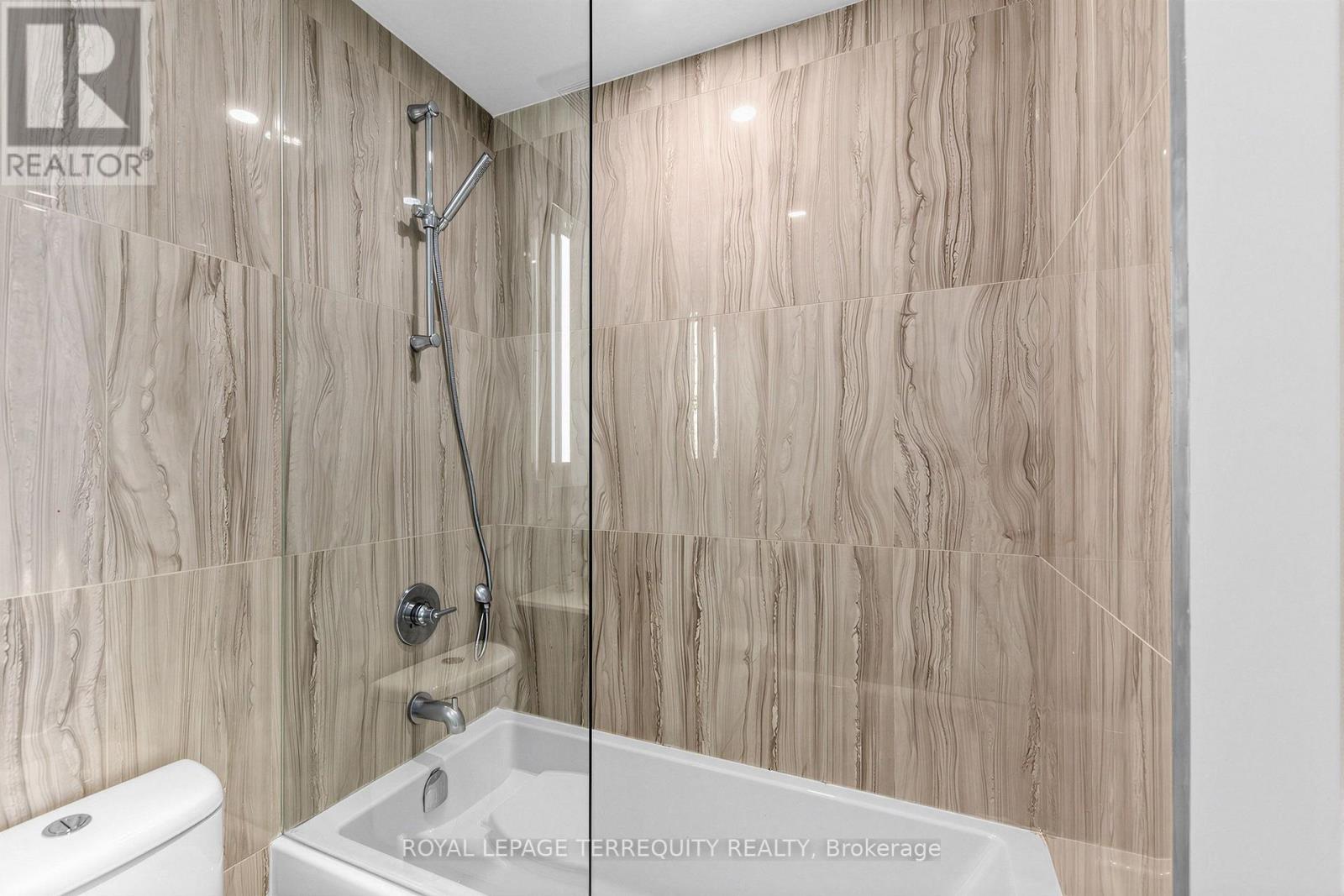 1112 - 470 Front Street W, Toronto, Ontario  M5V 0V6 - Photo 15 - C13752116