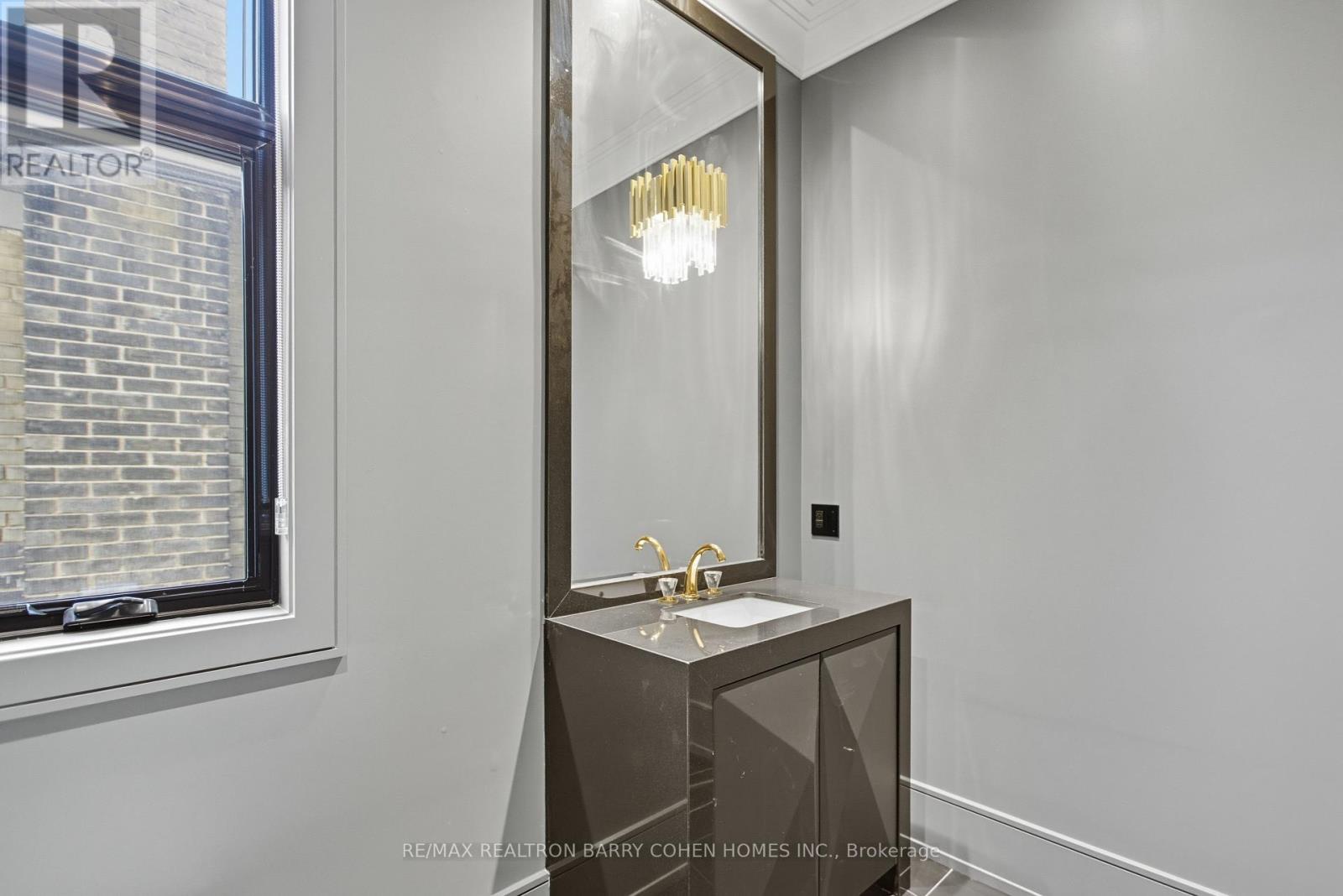 14 Glen Cedar Road, Toronto, Ontario  M6C 3G1 - Photo 16 - C13752164