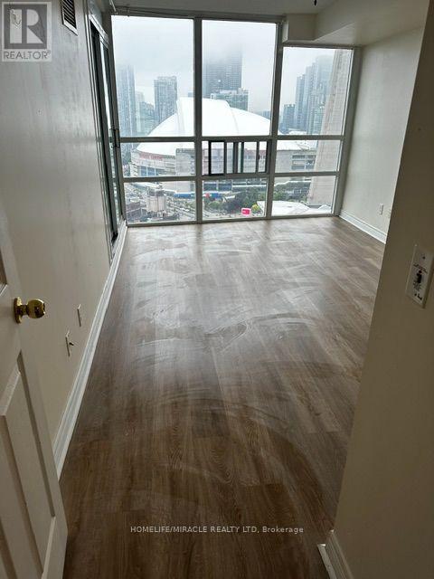 3212 - 30 GRAND TRUNK CRESCENT, Toronto, Ontario