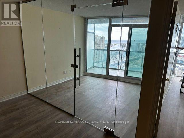 3212 - 30 Grand Trunk Crescent, Toronto, Ontario  M5J 3A4 - Photo 13 - C13752168