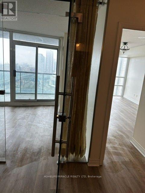 3212 - 30 Grand Trunk Crescent, Toronto, Ontario  M5J 3A4 - Photo 6 - C13752168