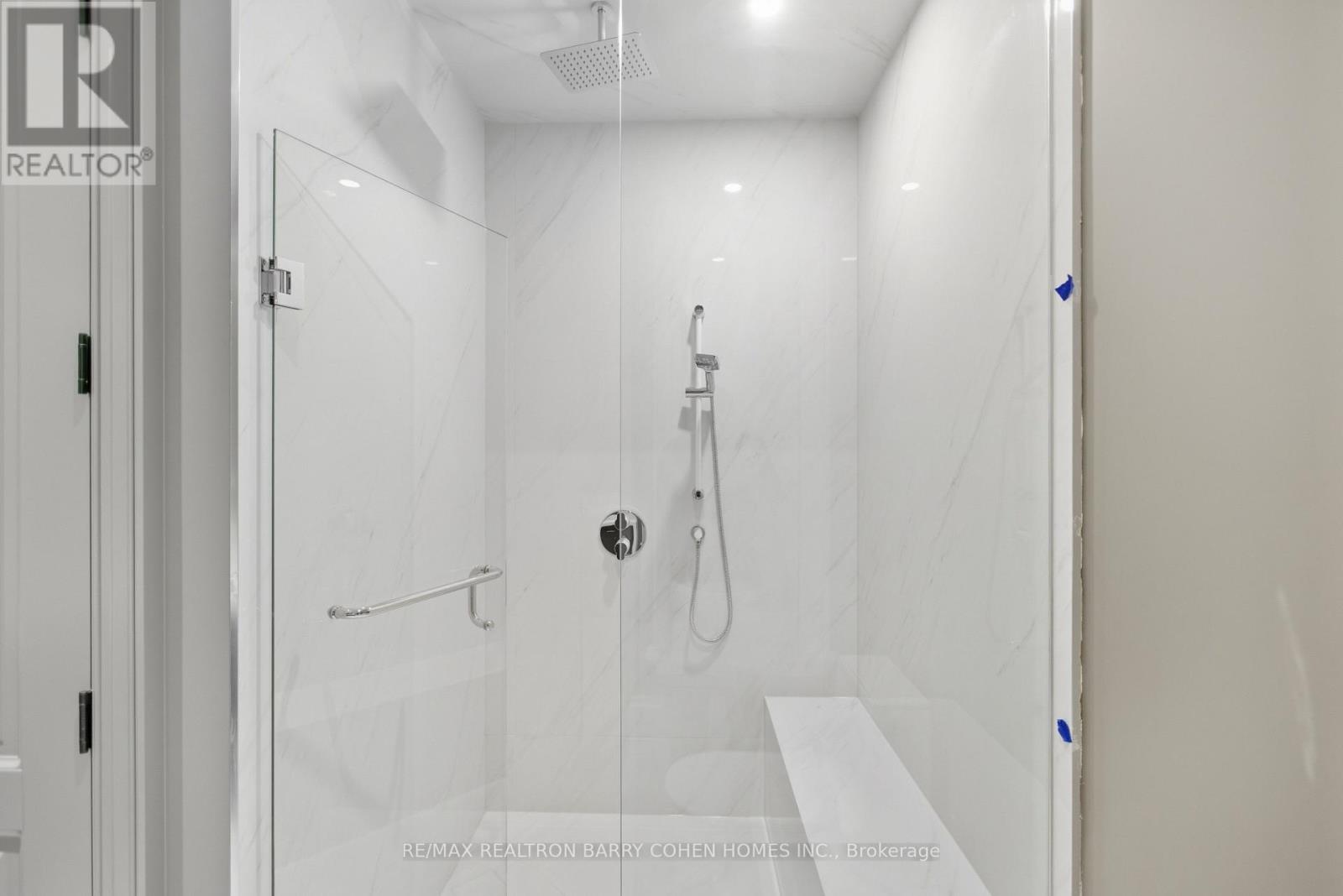 14 Glen Cedar Road, Toronto, Ontario  M6C 3G1 - Photo 37 - C13752188
