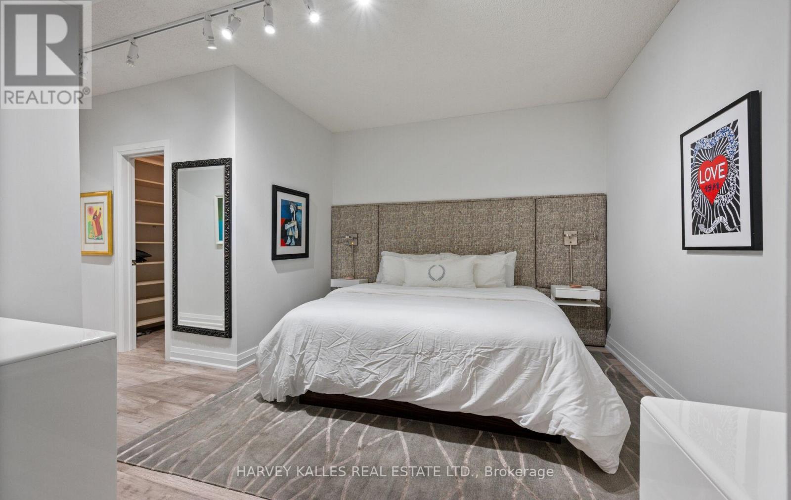 418 - 20 Scrivener Square, Toronto, Ontario  M4W 3X9 - Photo 18 - C13752192