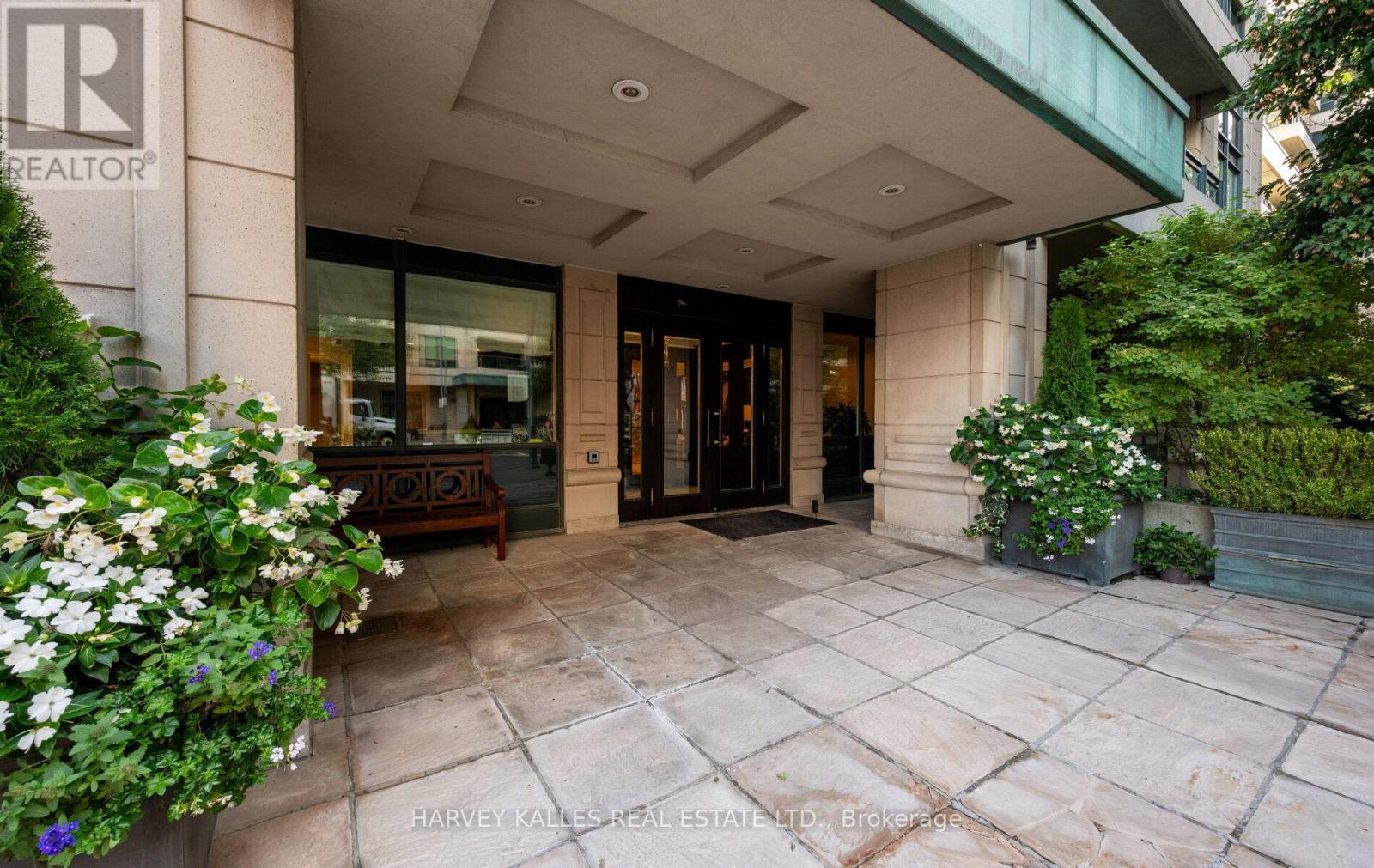 418 - 20 Scrivener Square, Toronto, Ontario  M4W 3X9 - Photo 3 - C13752192