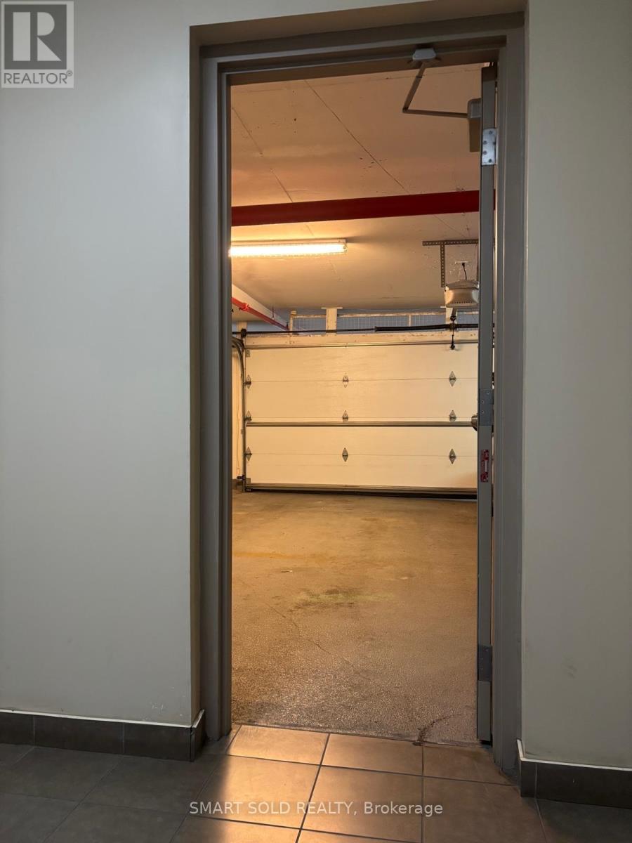 Parking - 763 Bay Street, Toronto, Ontario  M5G 2R3 - Photo 6 - C13752218