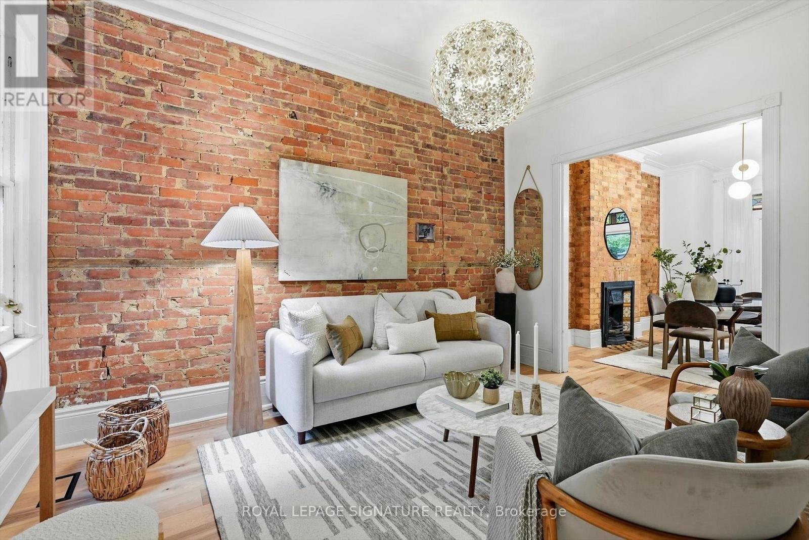 230 Dovercourt Road, Toronto, Ontario  M6J 3E1 - Photo 4 - C13752222