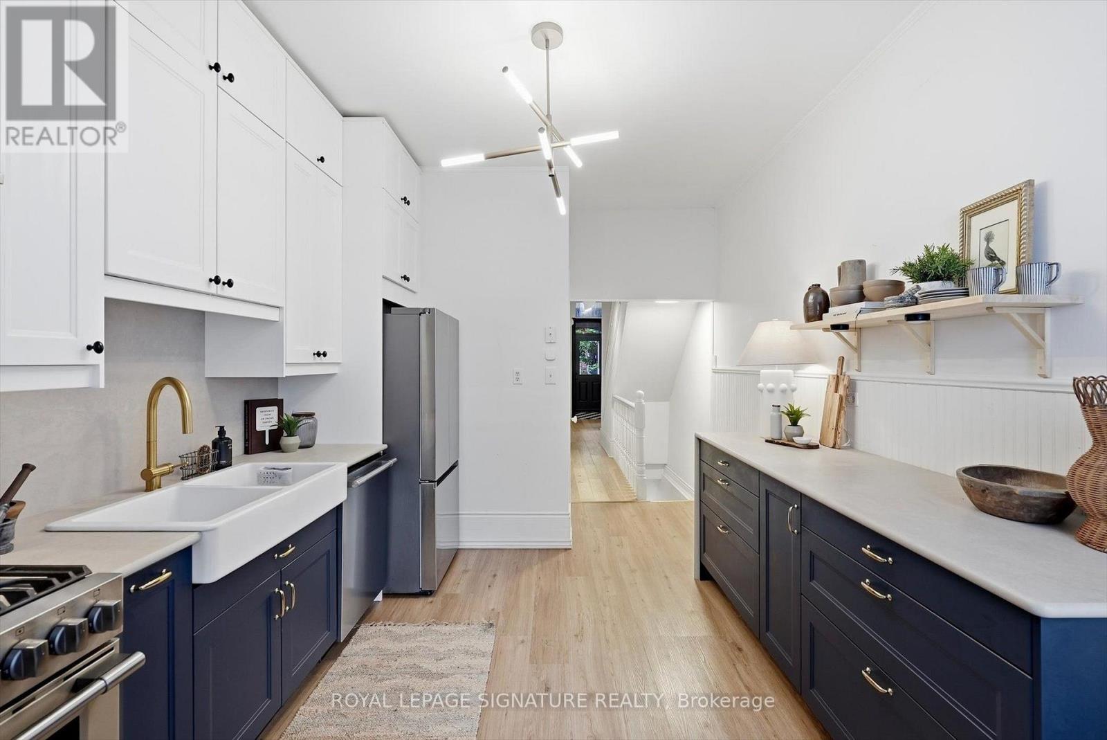 230 Dovercourt Road, Toronto, Ontario  M6J 3E1 - Photo 9 - C13752222