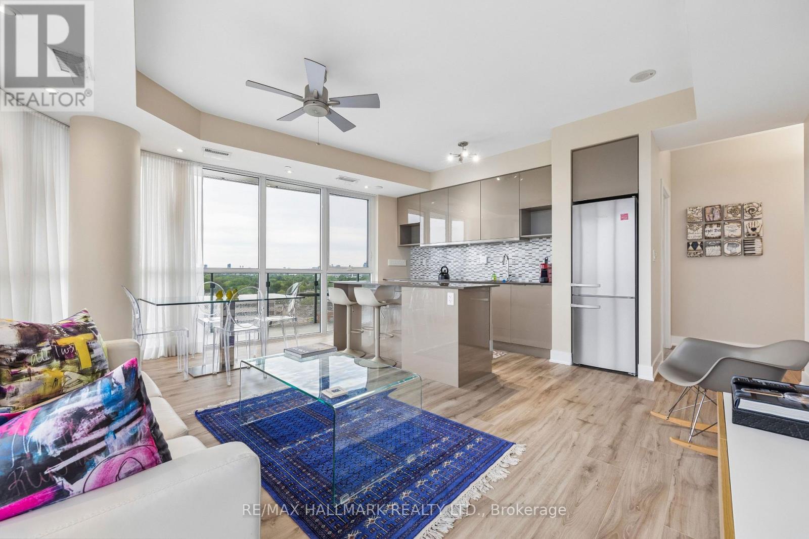 924 - 99 The Donway W, Toronto, Ontario  M3C 0N8 - Photo 3 - C13752232