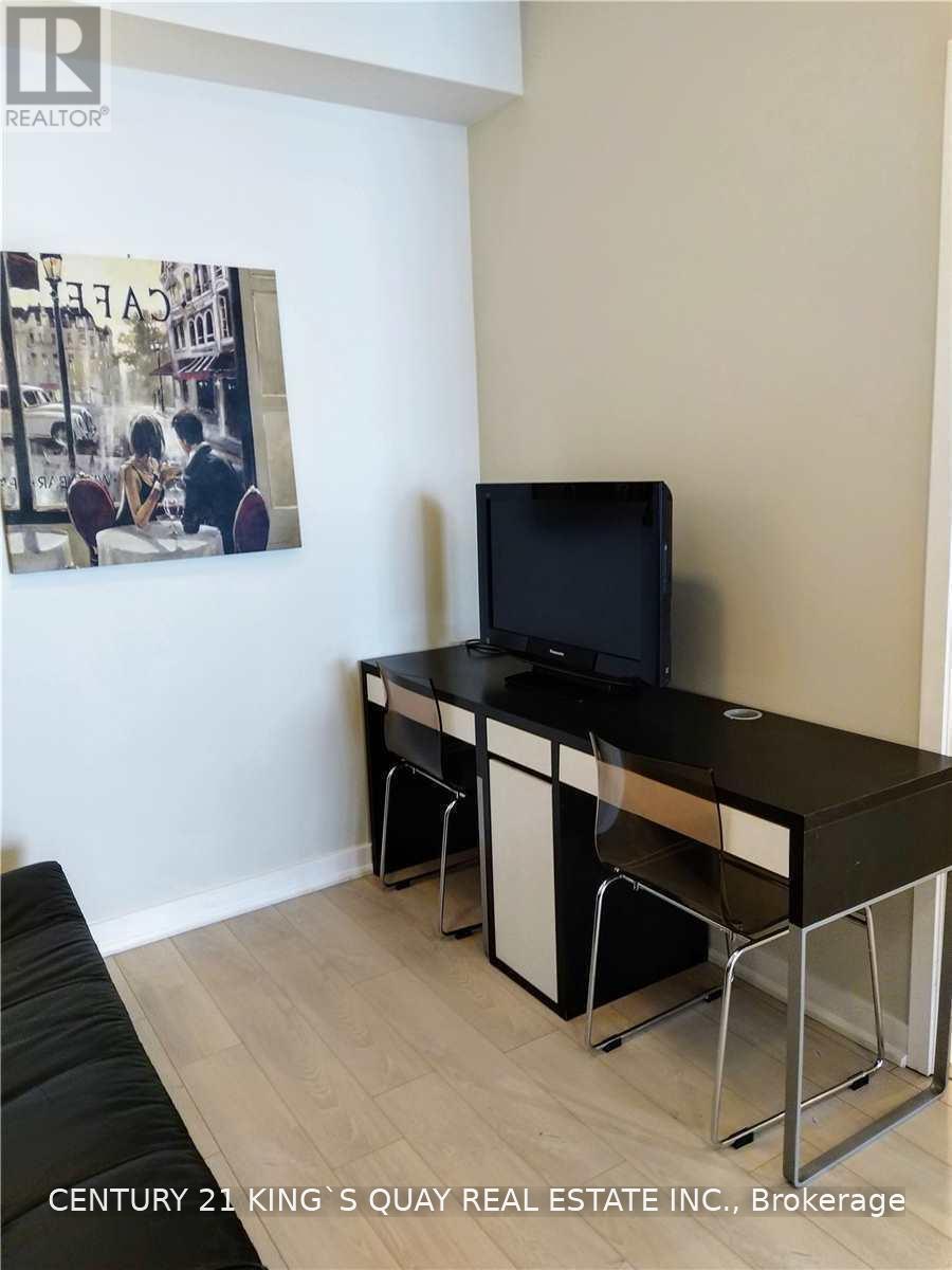 3908 - 15 Iceboat Terrace, Toronto, Ontario  M5V 4A5 - Photo 4 - C13752266