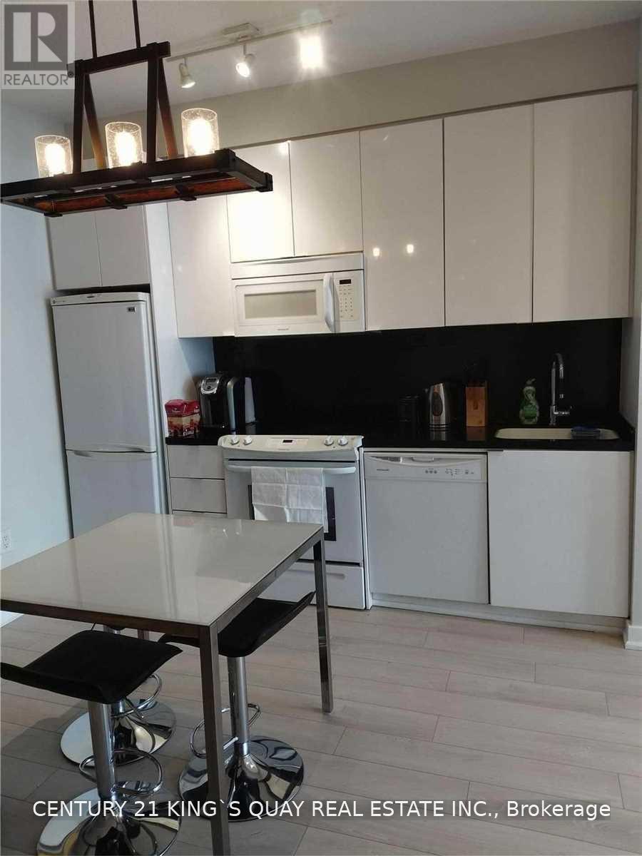 3908 - 15 Iceboat Terrace, Toronto, Ontario  M5V 4A5 - Photo 5 - C13752266