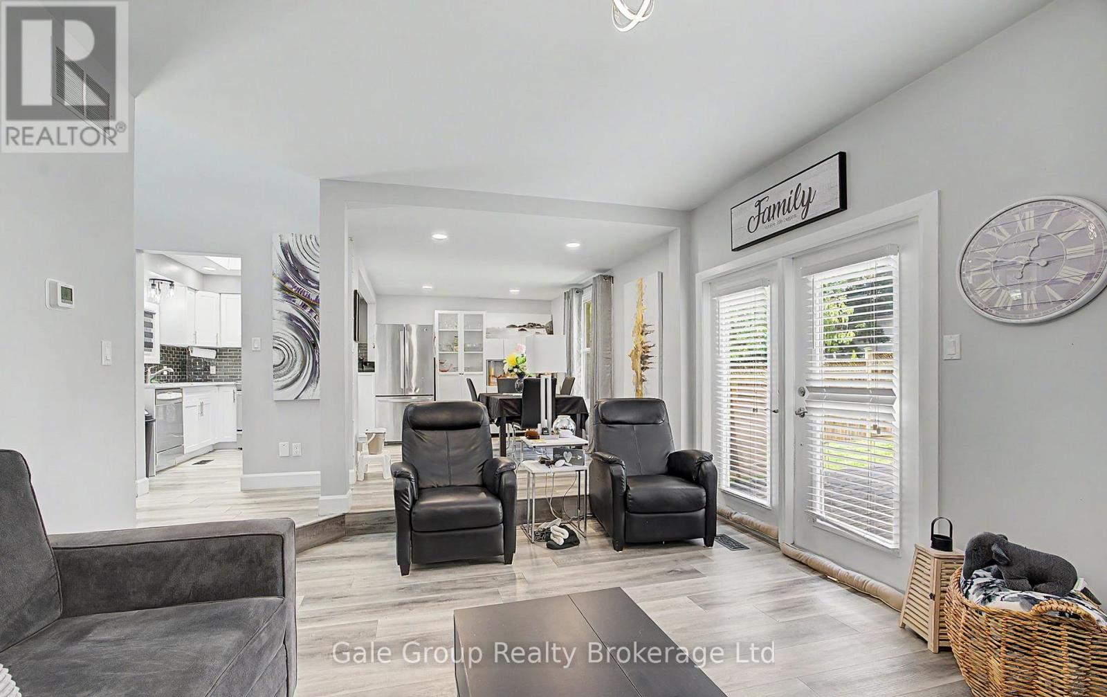 667 Springbank Avenue N, Woodstock, Ontario  N4T 1E3 - Photo 7 - X13752174