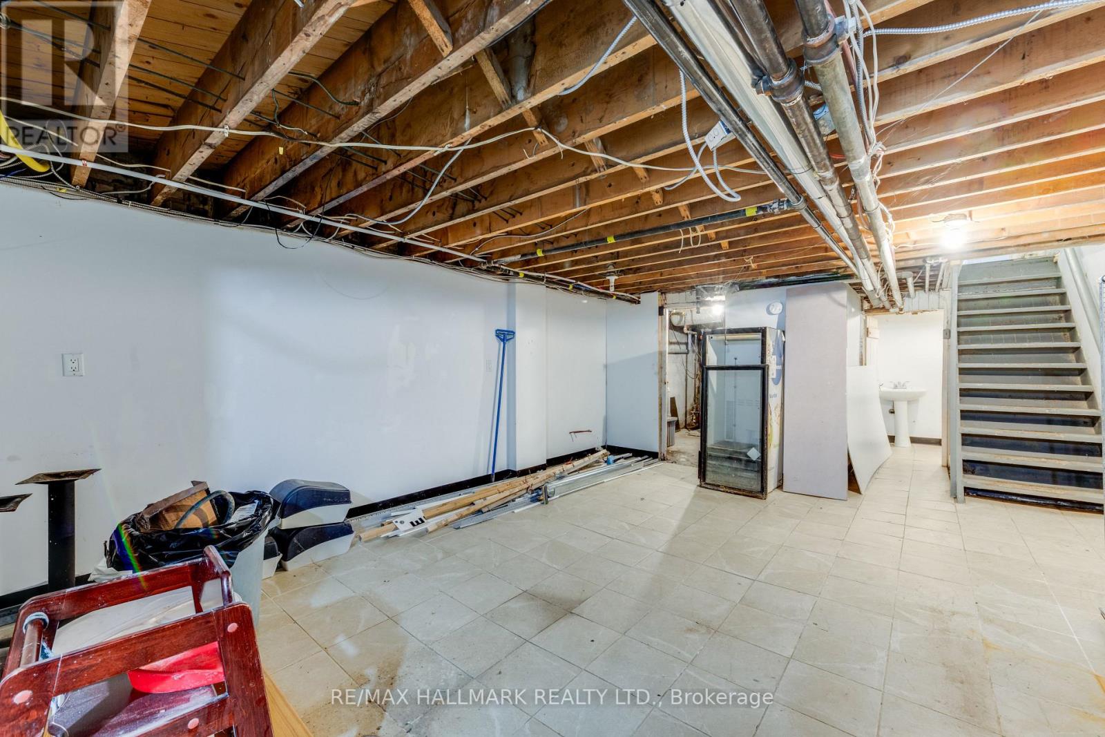 2859 St Clair Avenue E, Toronto, Ontario  M4B 1N4 - Photo 27 - E13752102