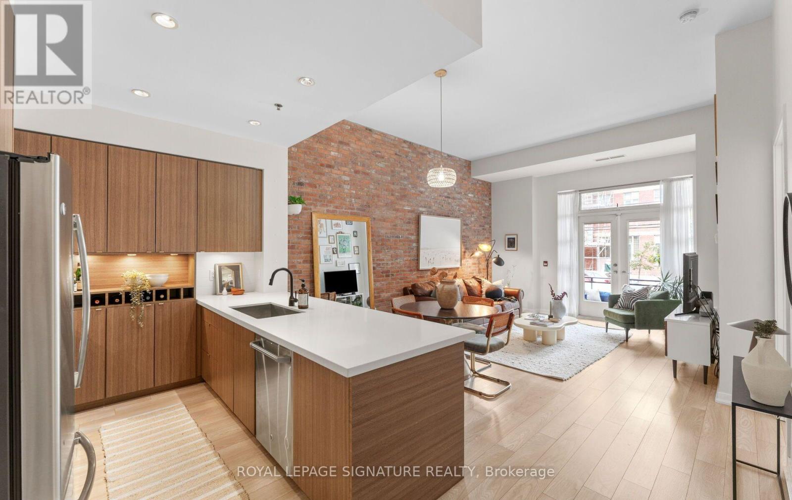111 - 88 Colgate Avenue, Toronto, Ontario M4M 0A6 - Photo 1 - E13752140