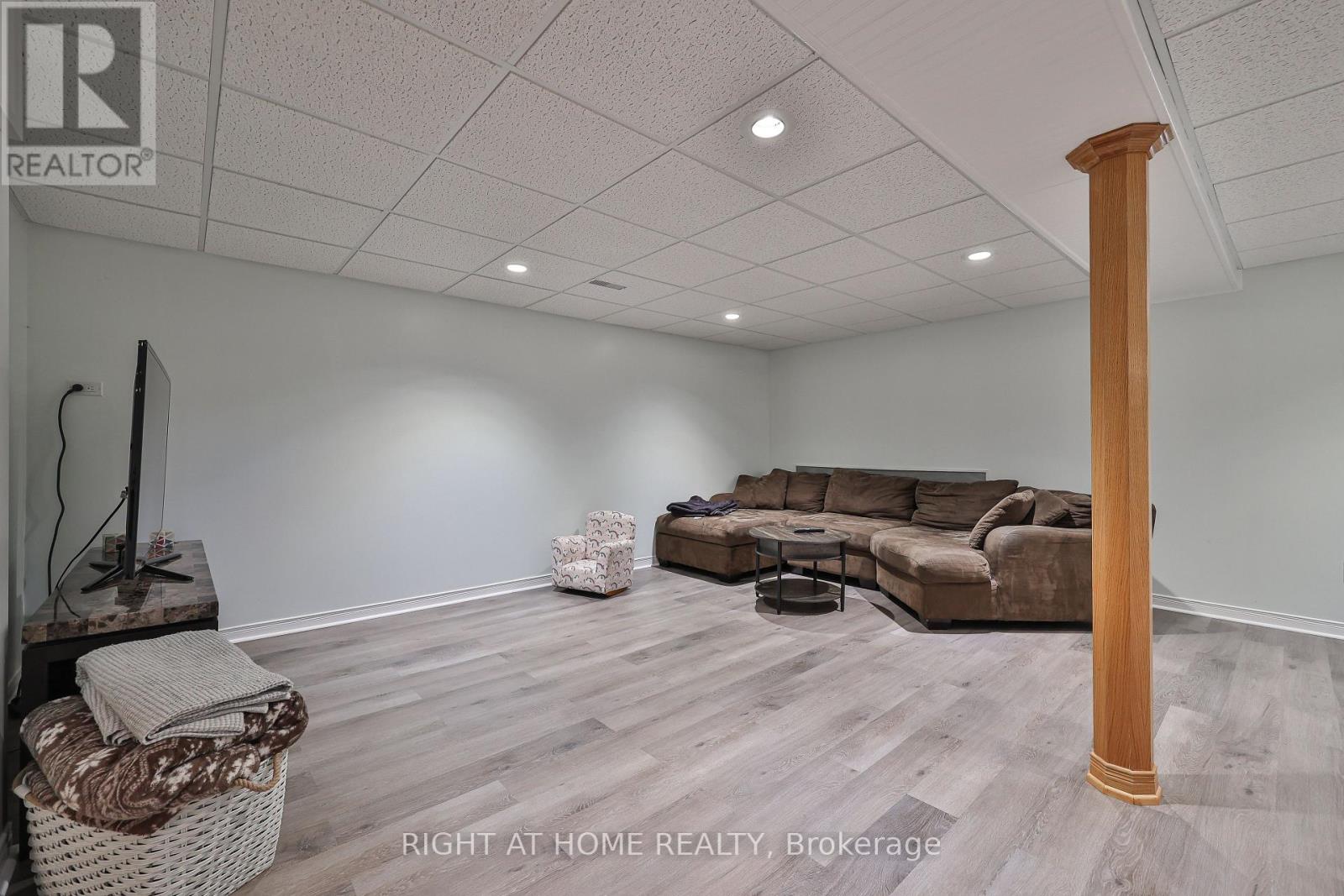 63 Keeble Crescent, Ajax, Ontario L1T 3R6 - Photo 38 - E13752272