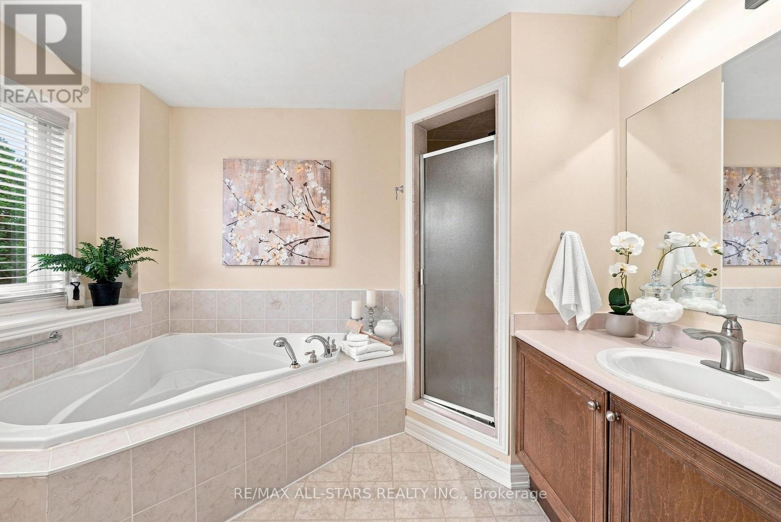 99 Glasgow Crescent, Georgina, Ontario  L4P 4B2 - Photo 27 - N13752120