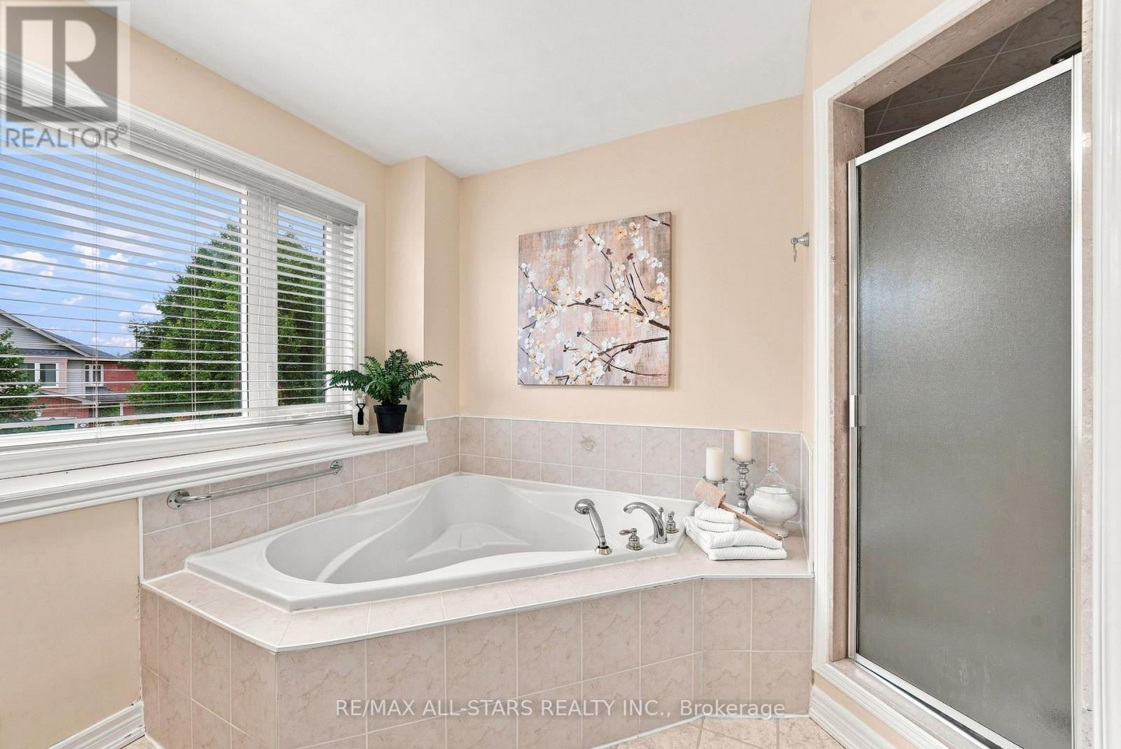 99 Glasgow Crescent, Georgina, Ontario  L4P 4B2 - Photo 28 - N13752120
