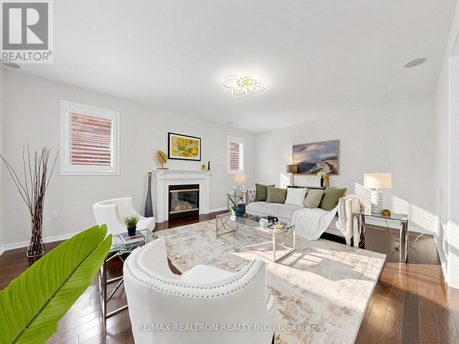 92 Clausfarm Lane, Whitchurch-Stouffville, Ontario  L4A 0M1 - Photo 13 - N13752166