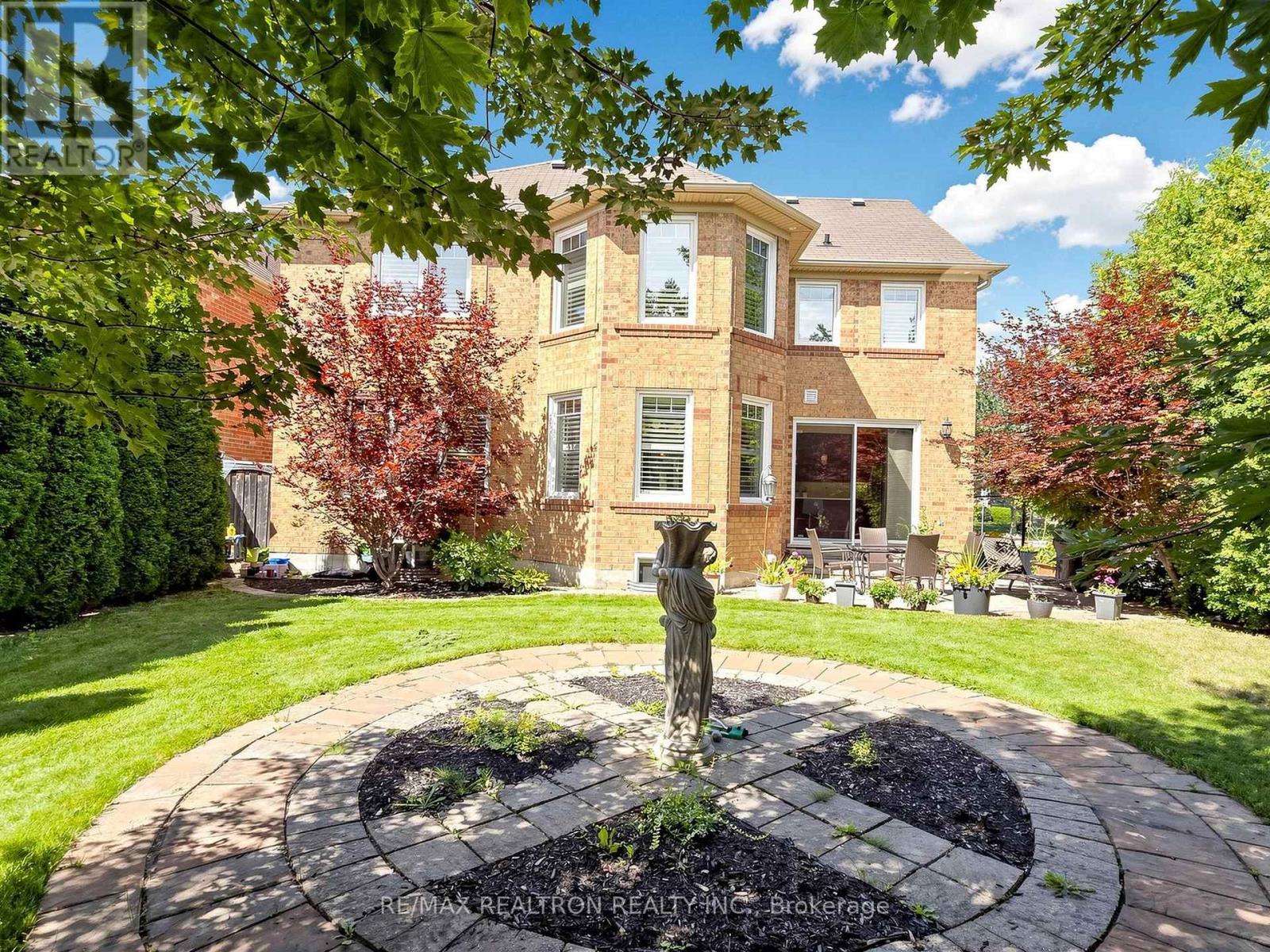 92 Clausfarm Lane, Whitchurch-Stouffville, Ontario  L4A 0M1 - Photo 46 - N13752166