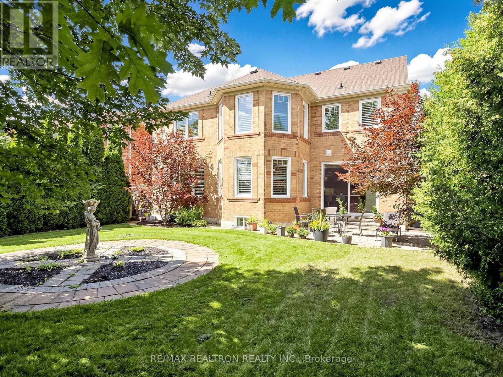92 Clausfarm Lane, Whitchurch-Stouffville, Ontario  L4A 0M1 - Photo 47 - N13752166
