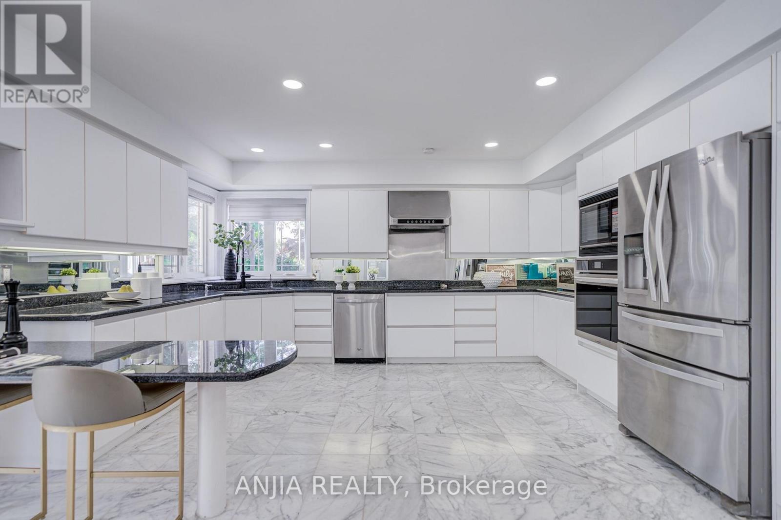 63 Beckenridge Drive, Markham, Ontario  L3S 2V3 - Photo 14 - N13752186