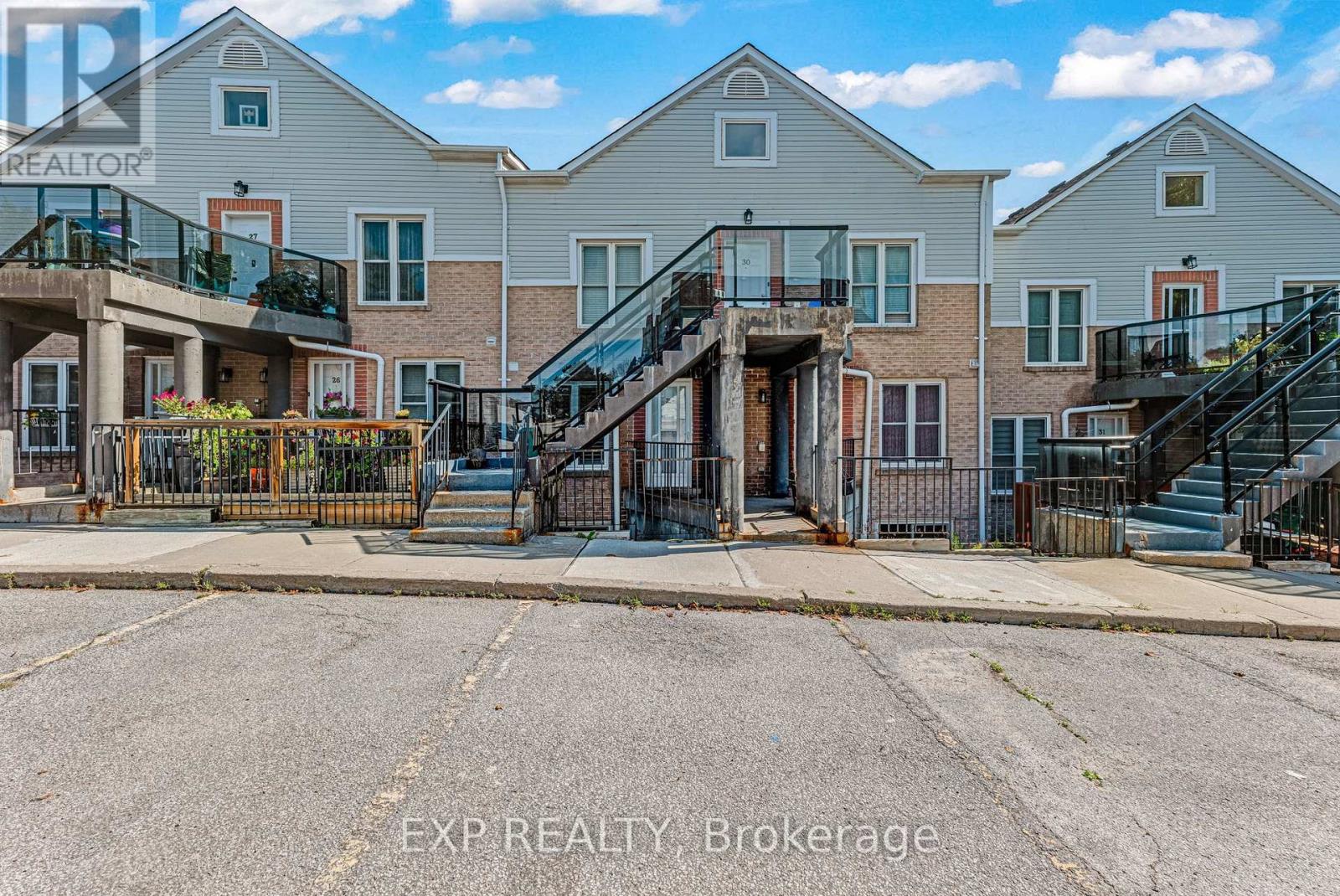 28 - 115 Main Street S, Newmarket, Ontario  L3Y 8J2 - Photo 2 - N13752240