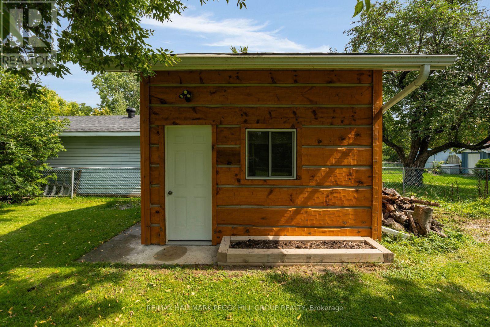 93 Bond Street, Orillia, Ontario  L3V 1J7 - Photo 9 - S13752114
