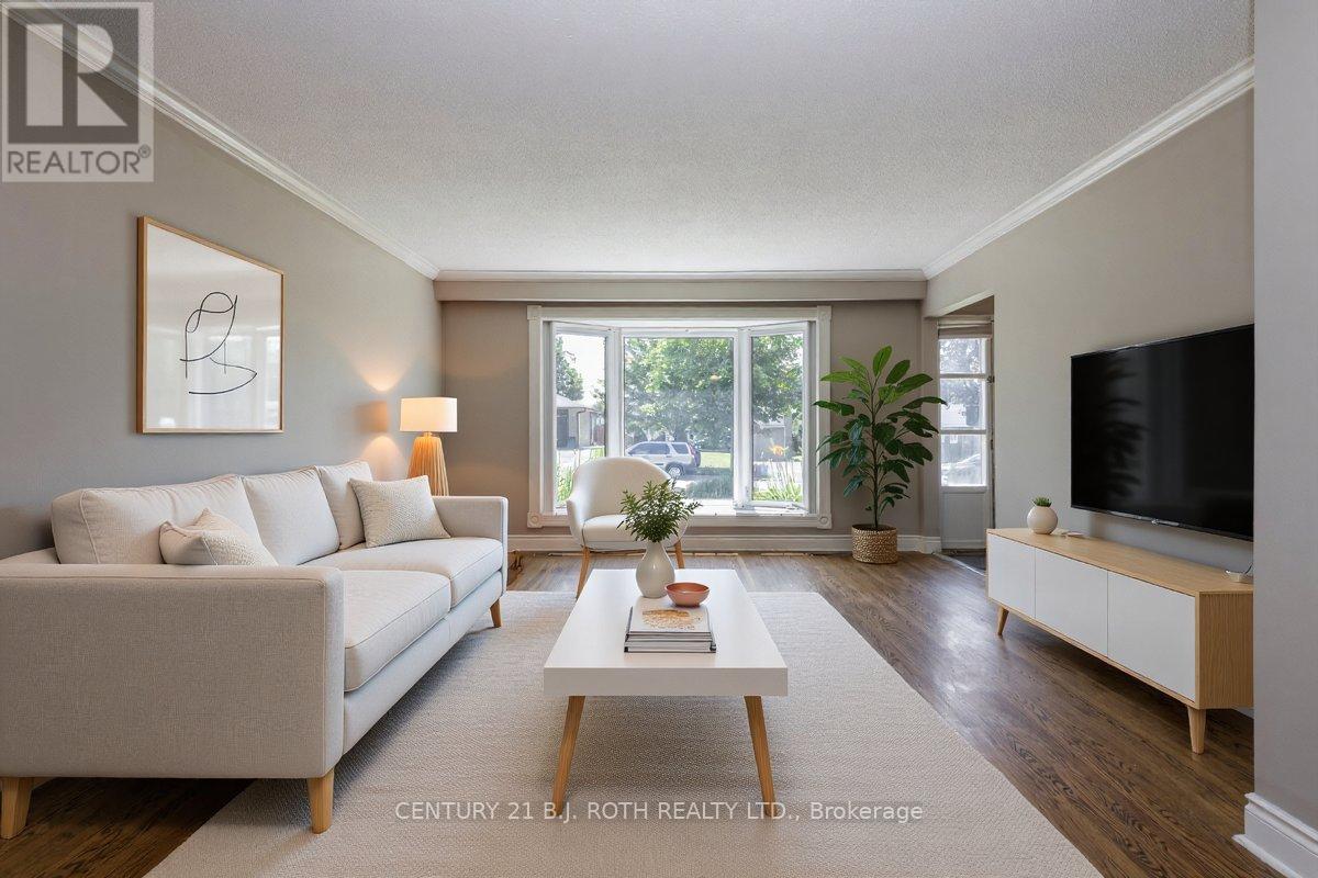 36 Cynthia Court, Barrie, Ontario  L4M 2X4 - Photo 10 - S13752204