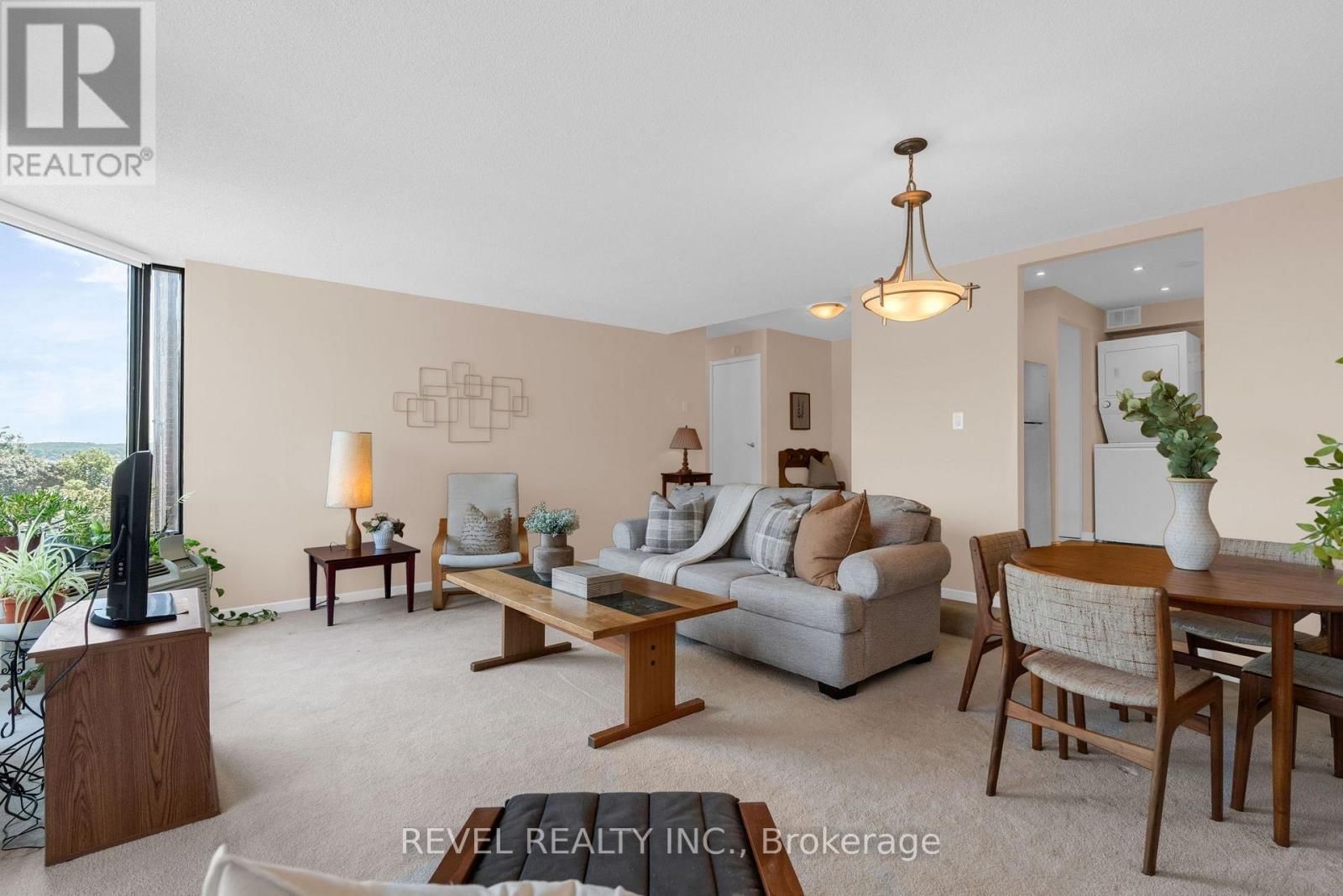 305 - 181 Collier Street, Barrie, Ontario  L4M 5L6 - Photo 11 - S13752228