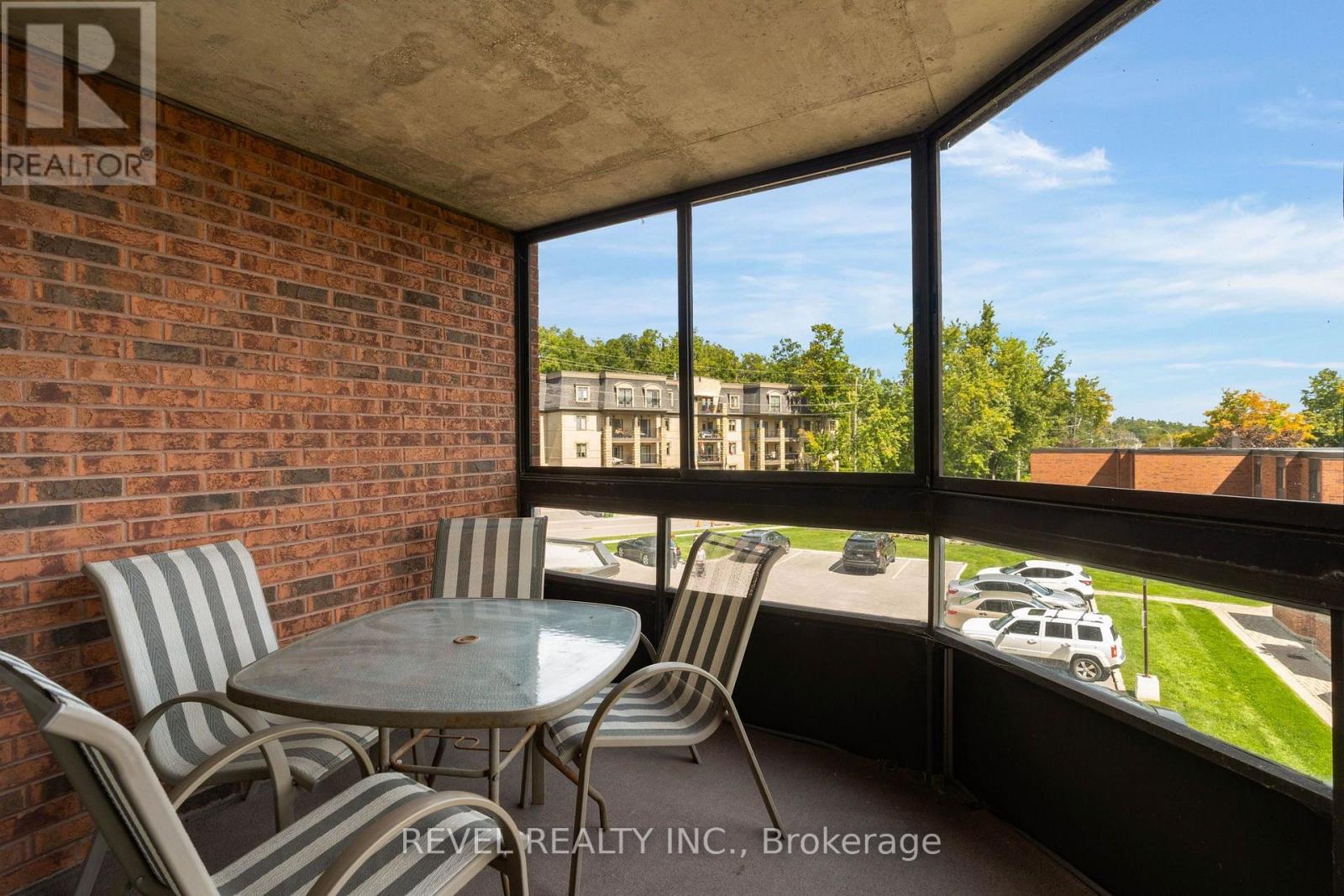 305 - 181 Collier Street, Barrie, Ontario  L4M 5L6 - Photo 22 - S13752228
