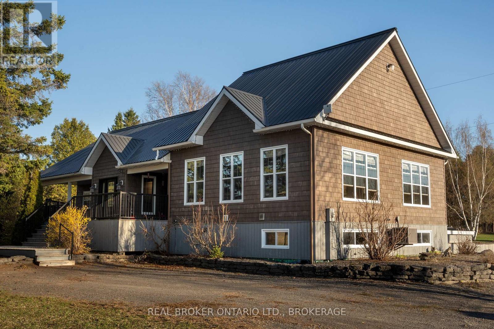 1850 RIDGE ROAD W, Champlain, Ontario