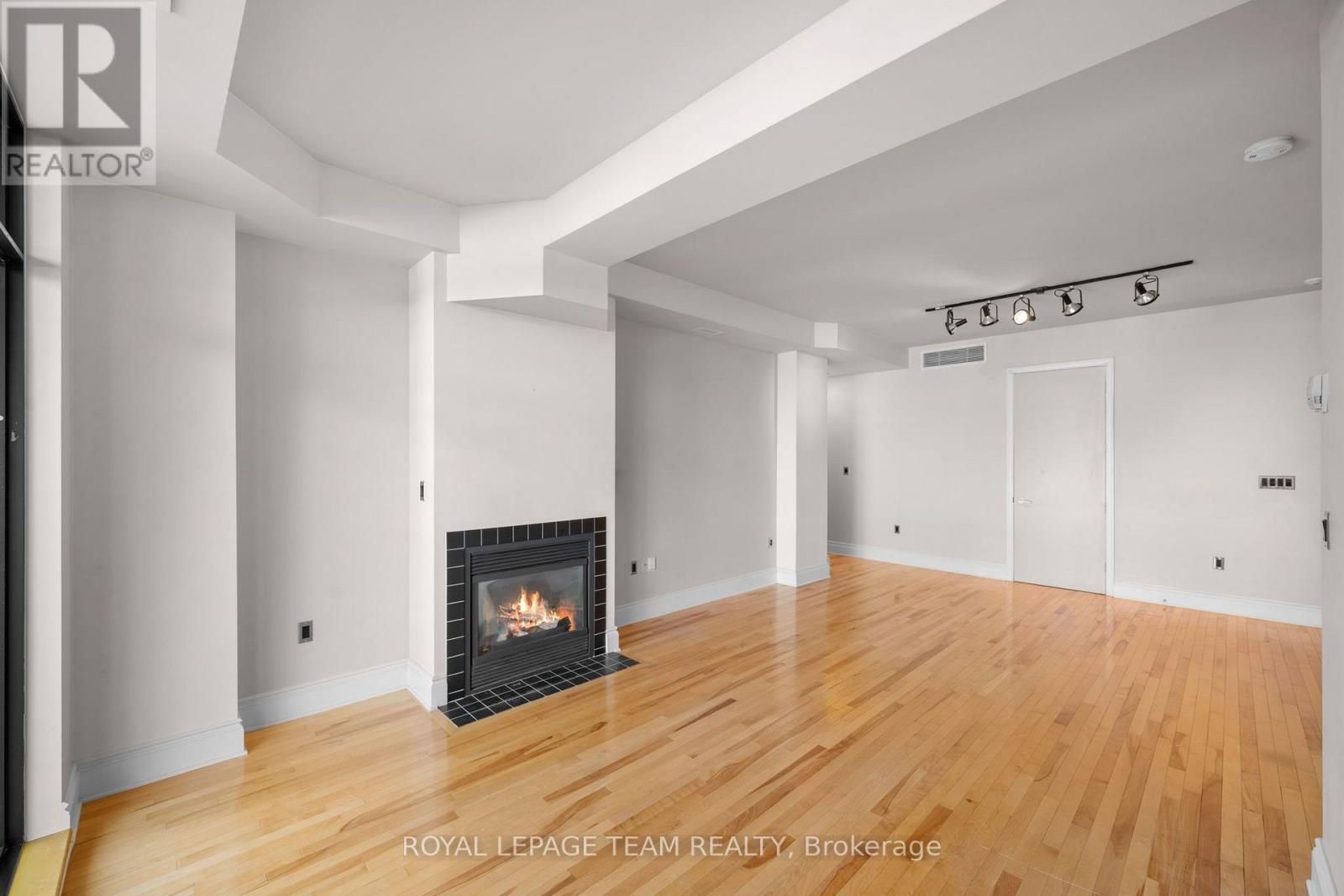 202 - 260 Besserer Street, Ottawa, Ontario  K1N 1J3 - Photo 21 - X12963080