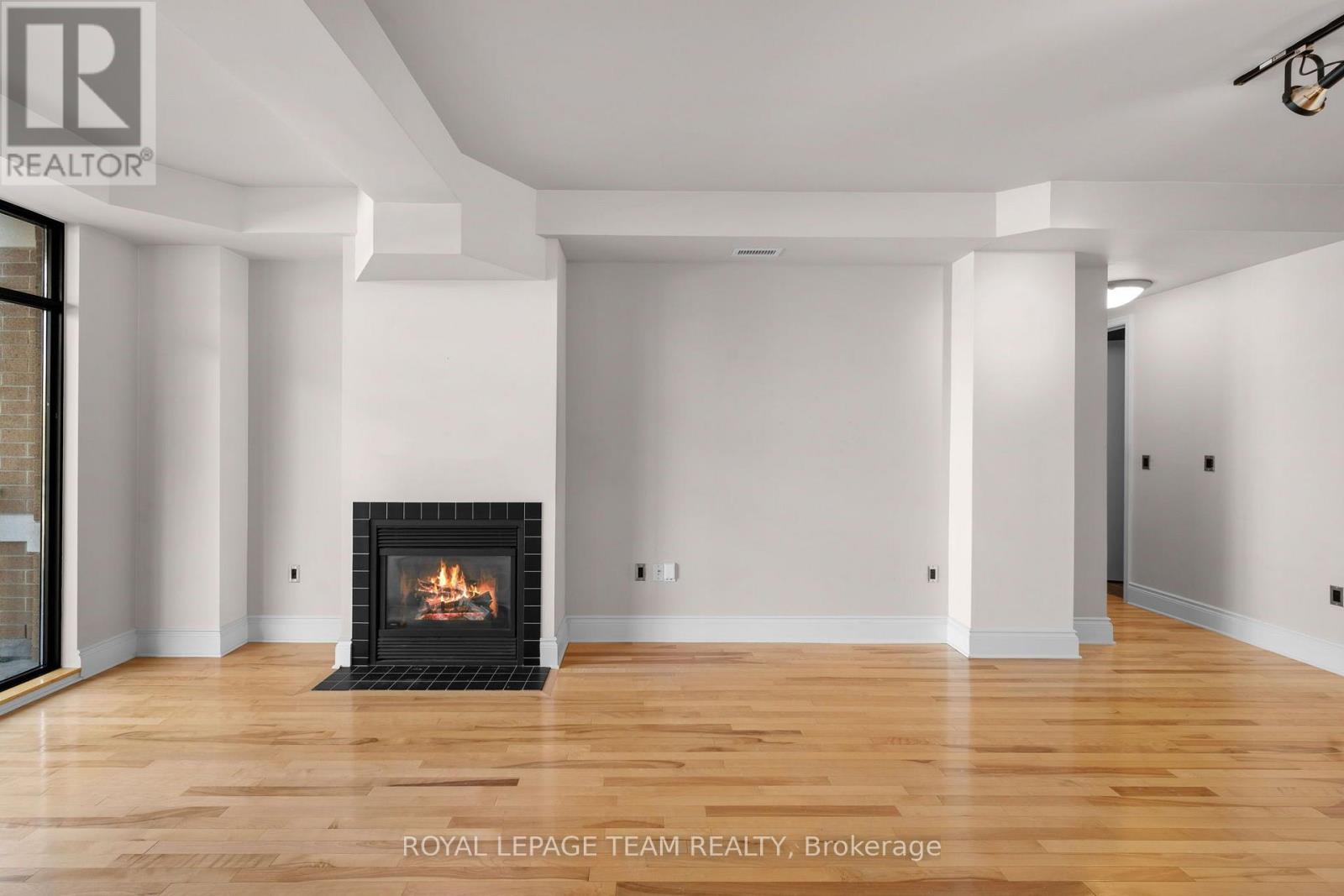 202 - 260 Besserer Street, Ottawa, Ontario  K1N 1J3 - Photo 5 - X12963080