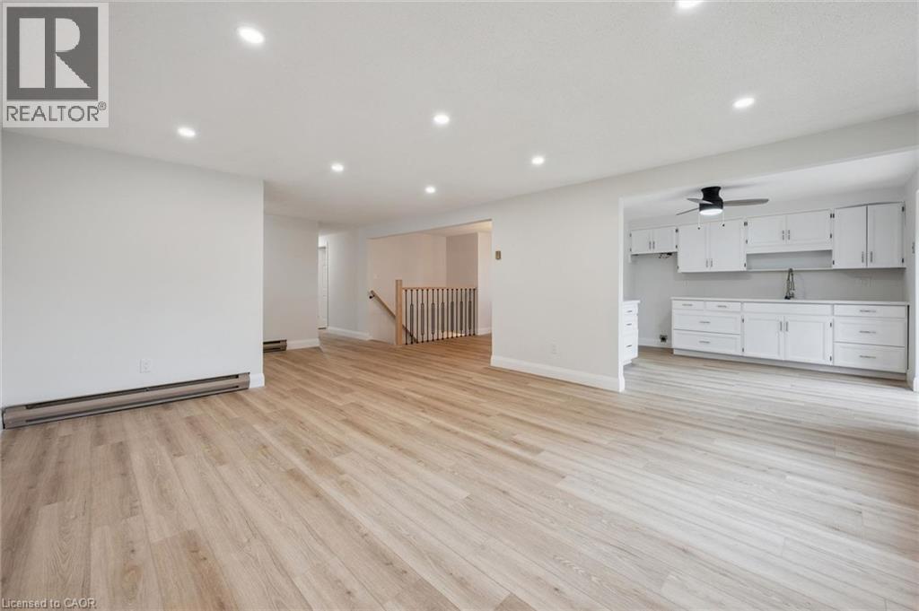 109 Deerberry Place, Waterloo, Ontario  N2V 1G2 - Photo 10 - 40859440