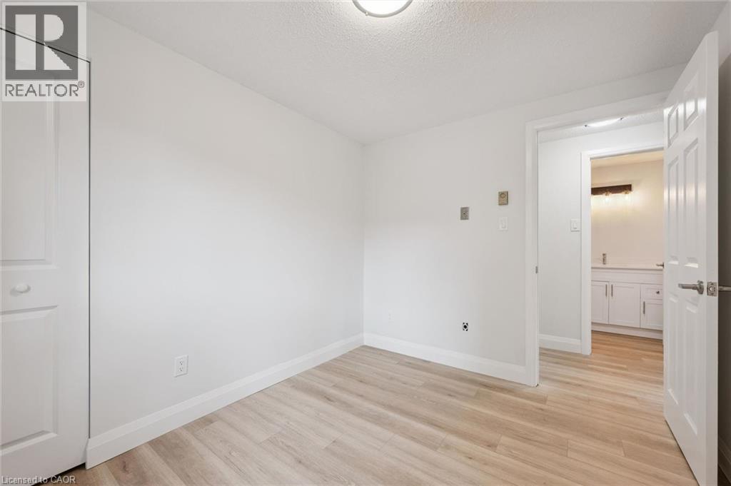 109 Deerberry Place, Waterloo, Ontario  N2V 1G2 - Photo 18 - 40859440