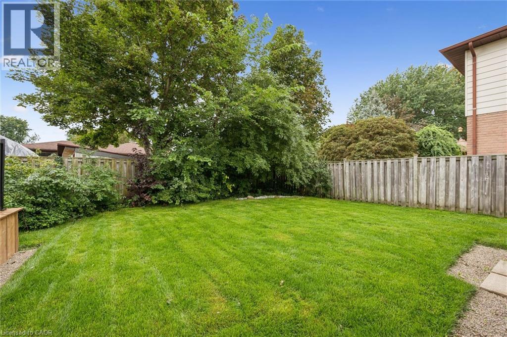109 Deerberry Place, Waterloo, Ontario  N2V 1G2 - Photo 36 - 40859440