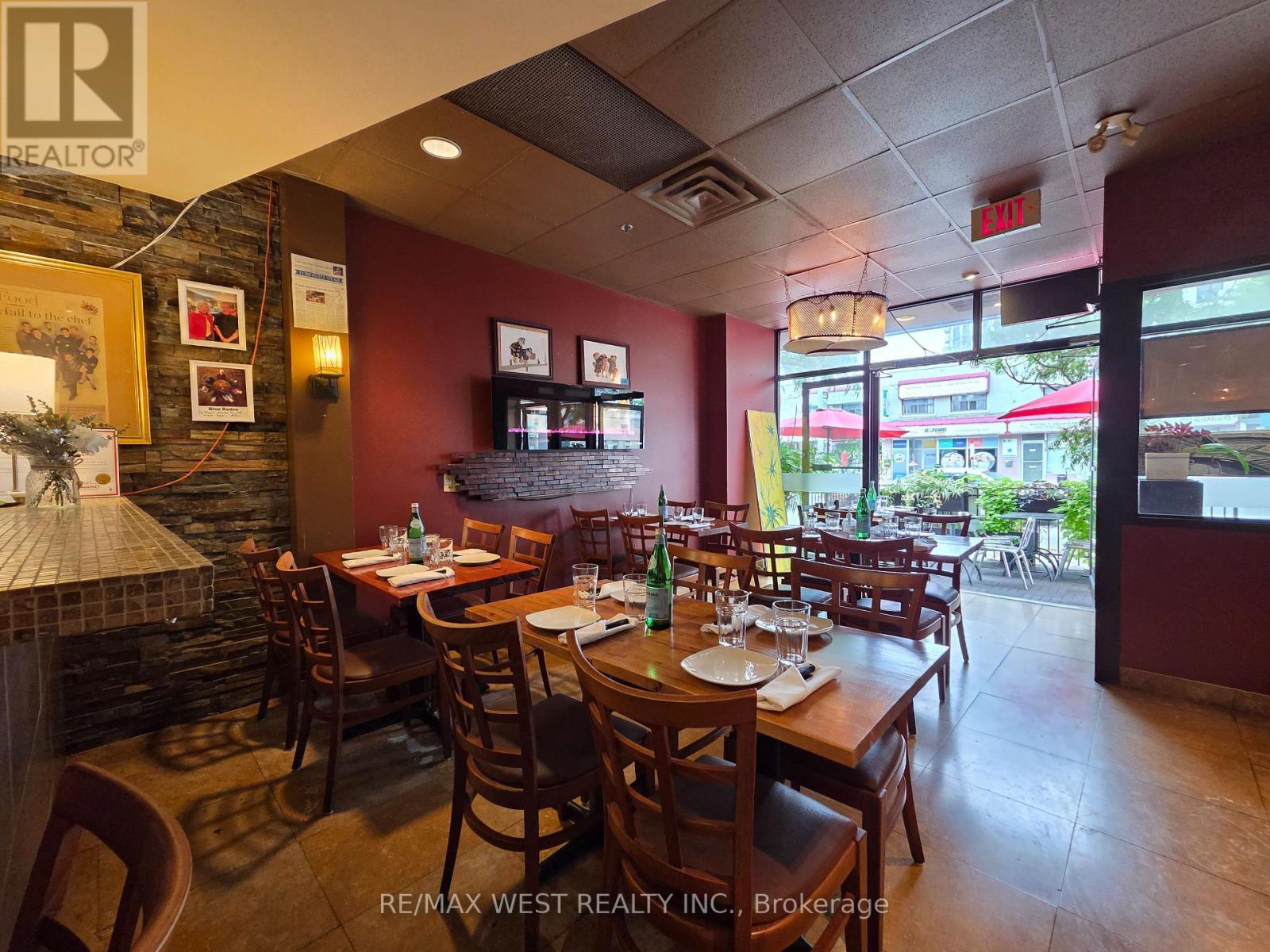 4906 Dundas Street W, Toronto, Ontario M9A 1B5 - Photo 11 - W13752094
