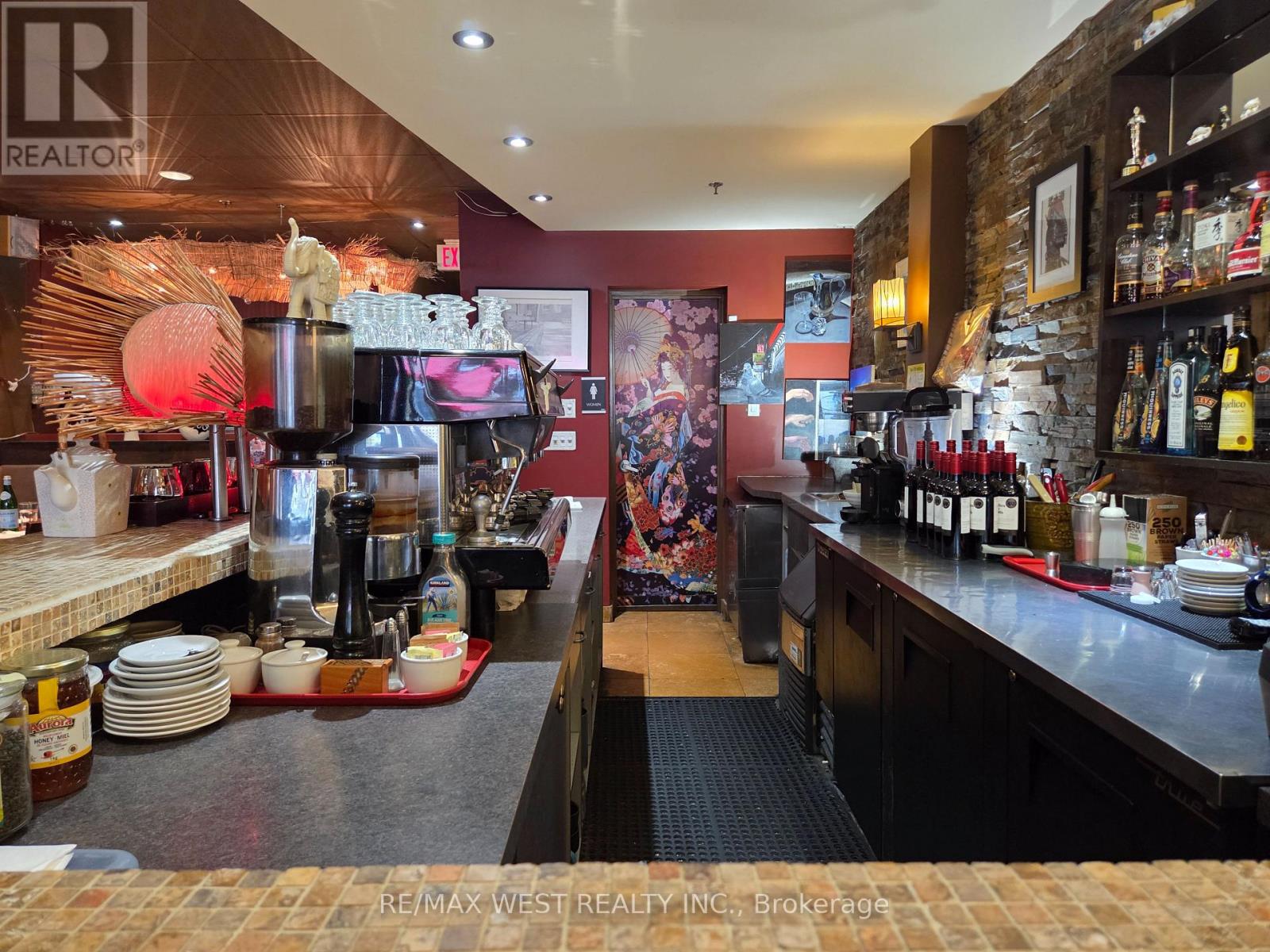 4906 Dundas Street W, Toronto, Ontario M9A 1B5 - Photo 28 - W13752094