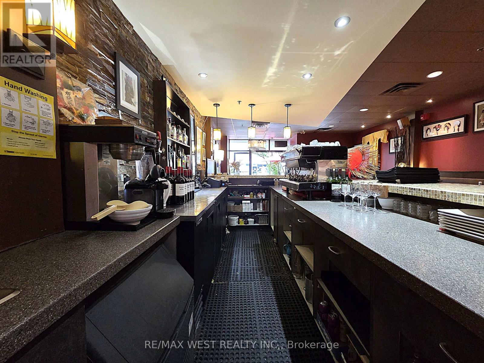 4906 Dundas Street W, Toronto, Ontario M9A 1B5 - Photo 29 - W13752094